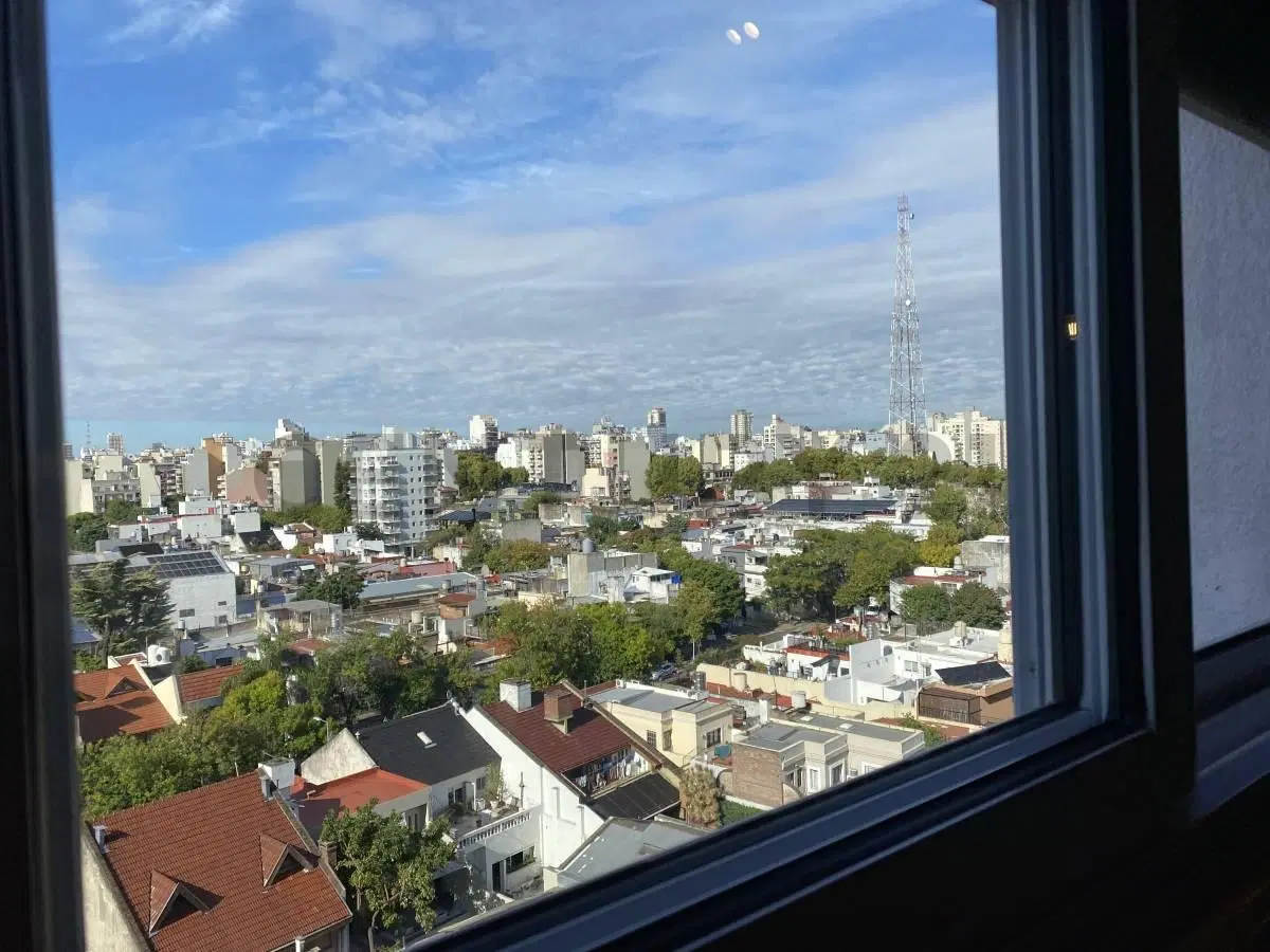 ALQUILER DEPARTAMENTO DE 4 AMBIENTES RECICLADO - ZONA PLAZA IRLANDA - APTO MASCOTAS 4
