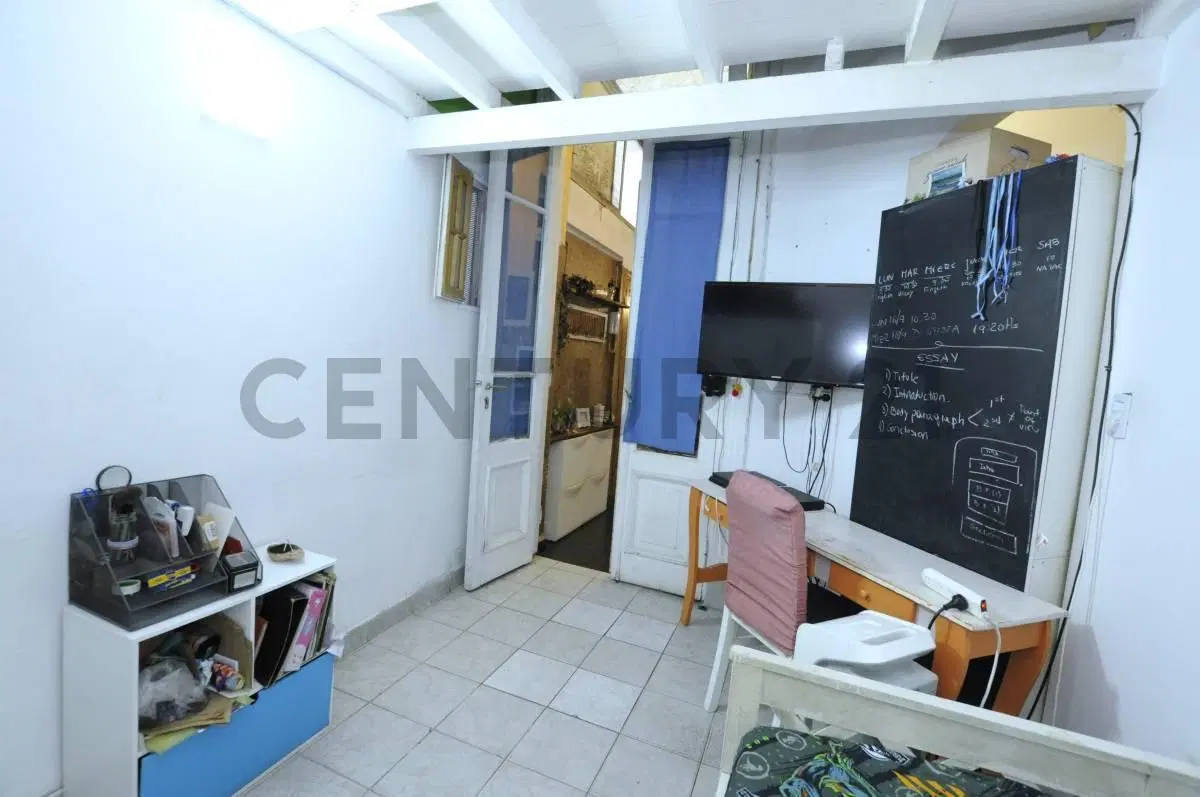 VENTA PH DE 3 AMBIENTES Y MEDIO CON PATIO - SIN EXPENSAS - BALVANERA 8