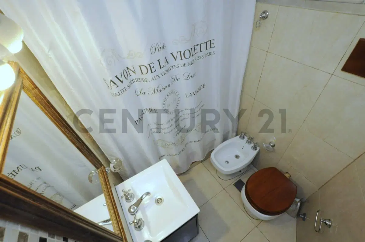 VENTA PH DE 3 AMBIENTES Y MEDIO CON PATIO - SIN EXPENSAS - BALVANERA 3