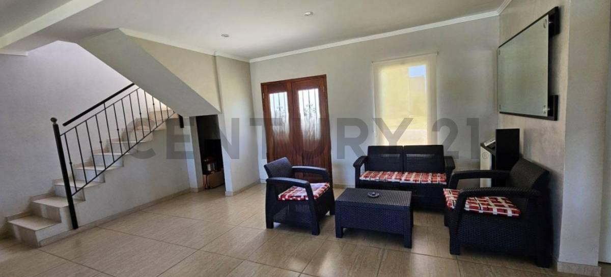 Foto de Hermosa casa de dos plantas en Barrio Privado Haras Santa Maria El, imagen 1