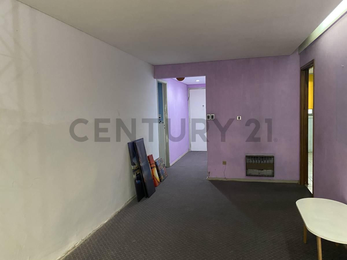 Foto de VENTA DEPARTAMENTO DE 4 AMBIENTES CON BALCÓN Y DEPENDENCIA - MATADEROS, imagen 5