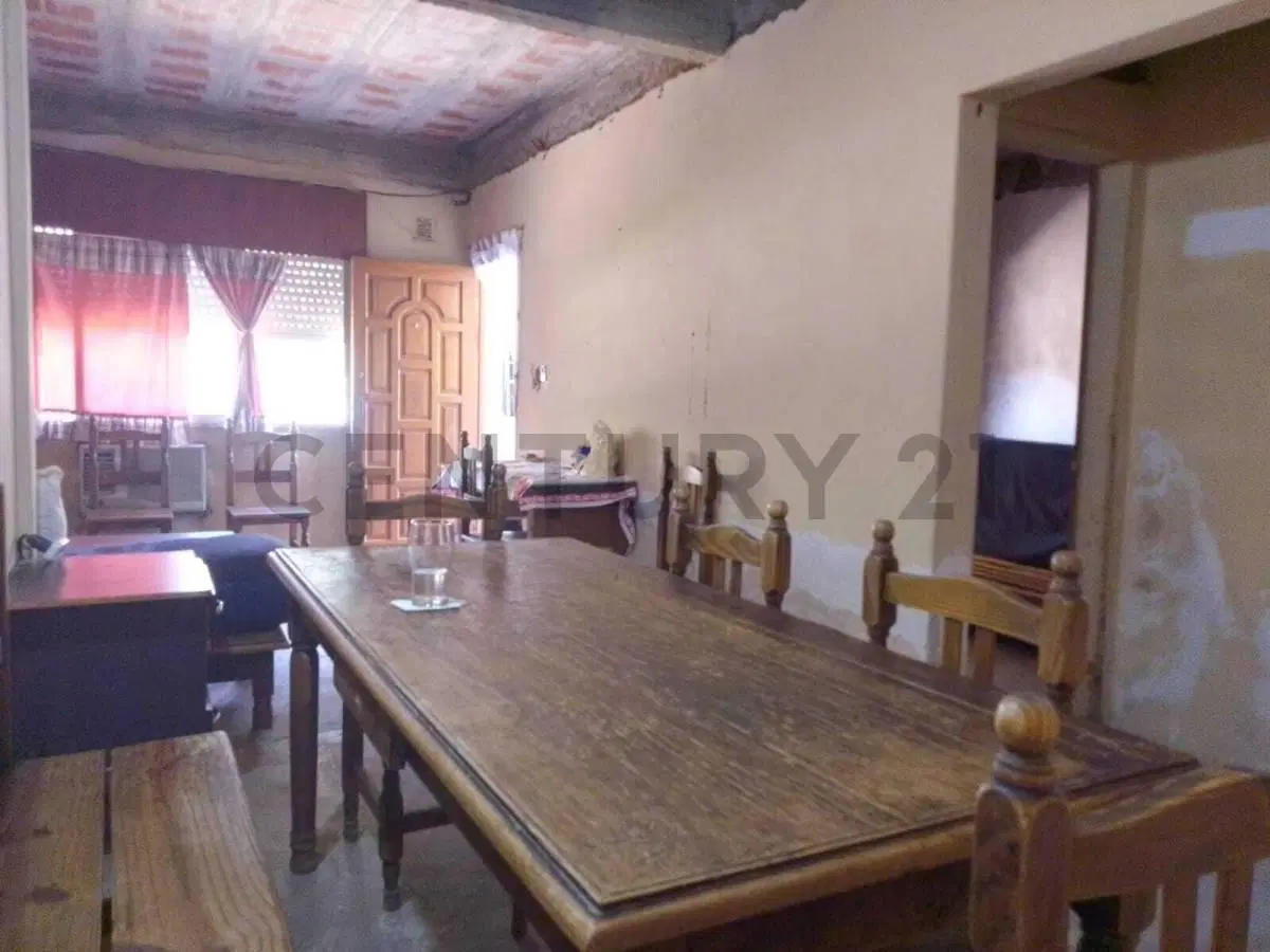 Casa 4 ambientes con jardín en Pontevedra, Partido de Merlo 8