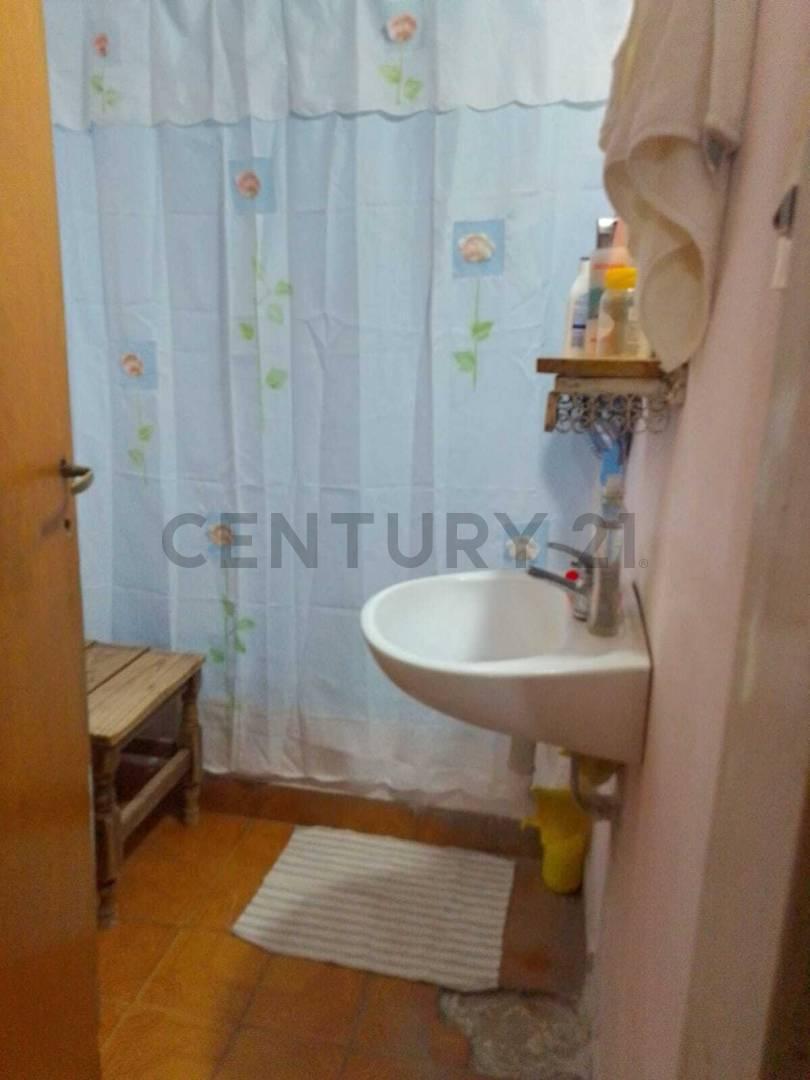 Foto de Casa 4 ambientes con jardín en Pontevedra, Partido de Merlo, imagen 5