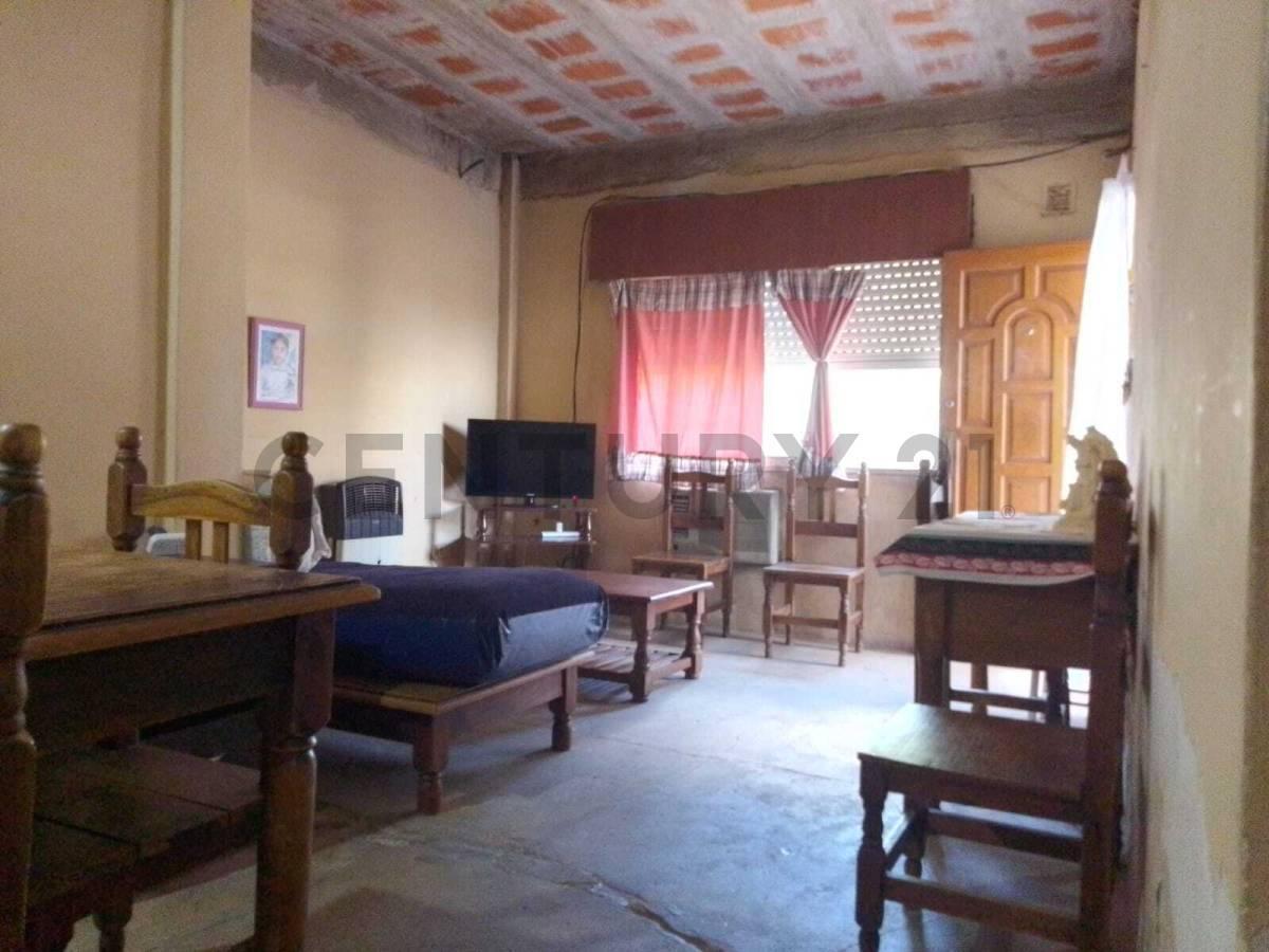 Foto de Casa 4 ambientes con jardín en Pontevedra, Partido de Merlo, imagen 1