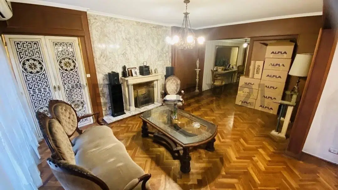 Venta - Semipiso de 4 Ambientes con Balcón al frente, Cochera y Baulera en Palermo Botanico 3