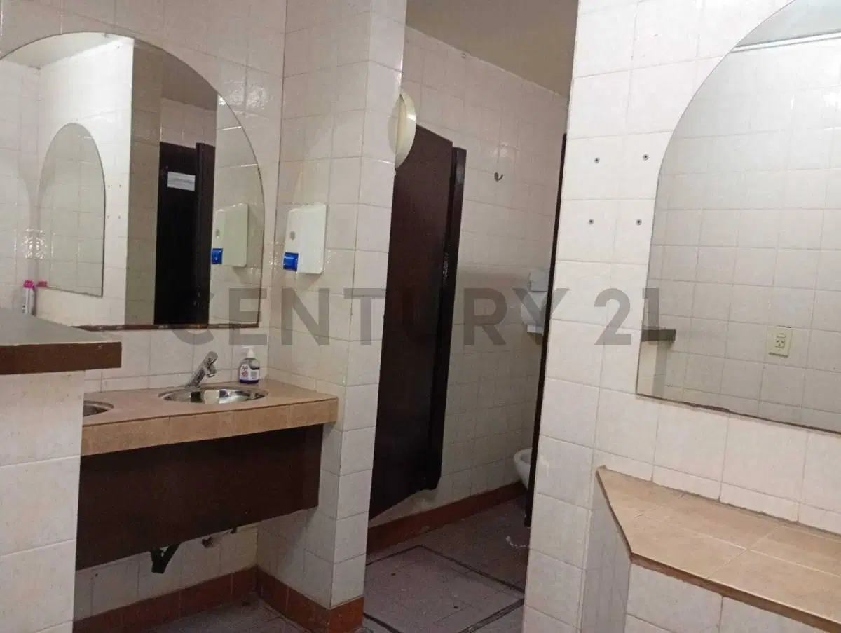 DEPÓSITO CON VIVIENDA en CABA 3