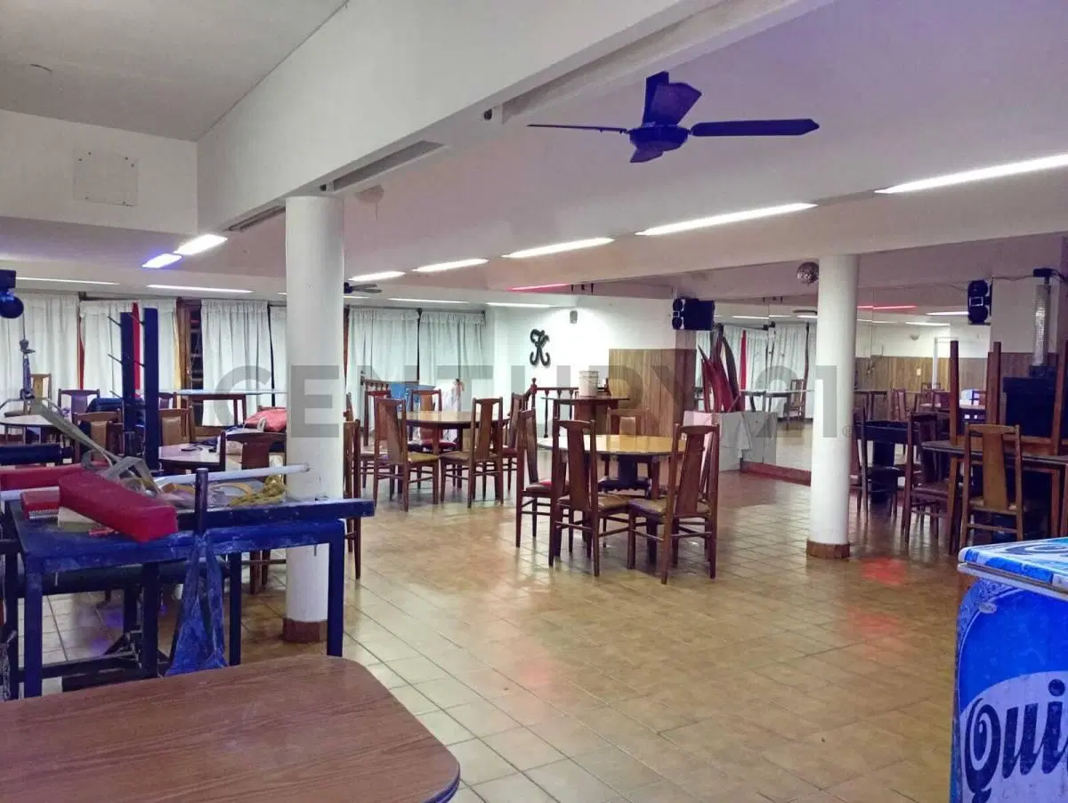 DEPÓSITO CON VIVIENDA en CABA 4