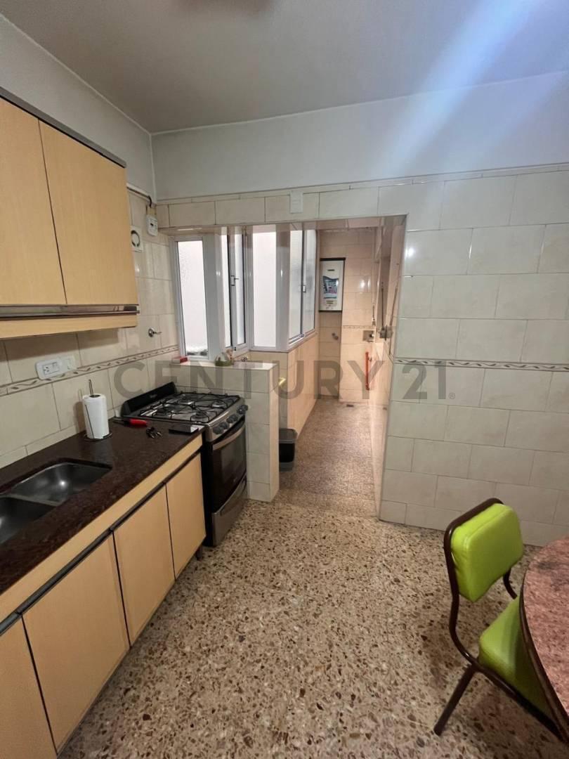 Foto de ALQUILER DEPARTAMENTO DE 3 AMBIENTES CON DEPENDENCIA - ZONA PLAZA, imagen 5