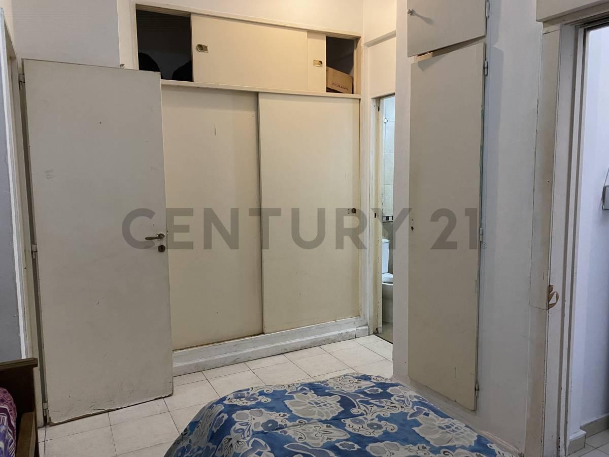 Foto de VENTA DEPARTAMENTO DE 2 AMBIENTES EN PB CON PATIO - APTO PROFESIONAL, imagen 5