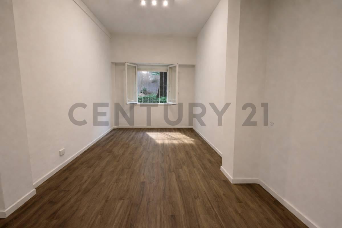 Foto de Venta Departamento en Caballito. Parque Rivadavia. Subte. Reformado, imagen 1