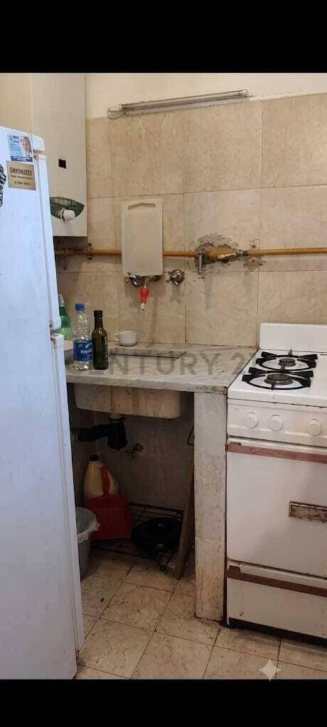 Foto de Venta de monoambiente con balcón frances en flores, ideal inversión., imagen 4