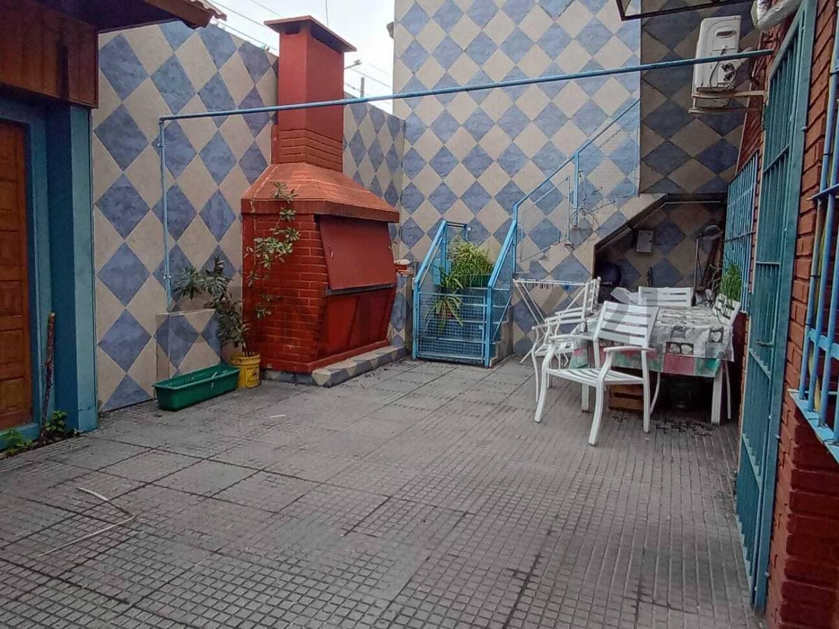 Foto de Venta Casa 4 ambientes con patio, parrilla, terraza y lavadero en, imagen 2