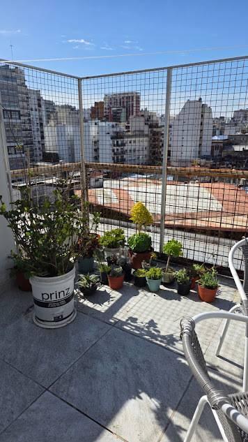 Foto de Excelente departamento luminoso en venta de 2 ambientes divisible a 3, imagen 3