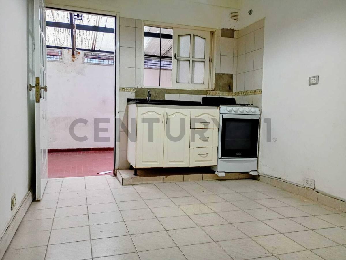 Foto de Venta de PH 3 AMBIENTES CON PATIO en Morón, imagen 2