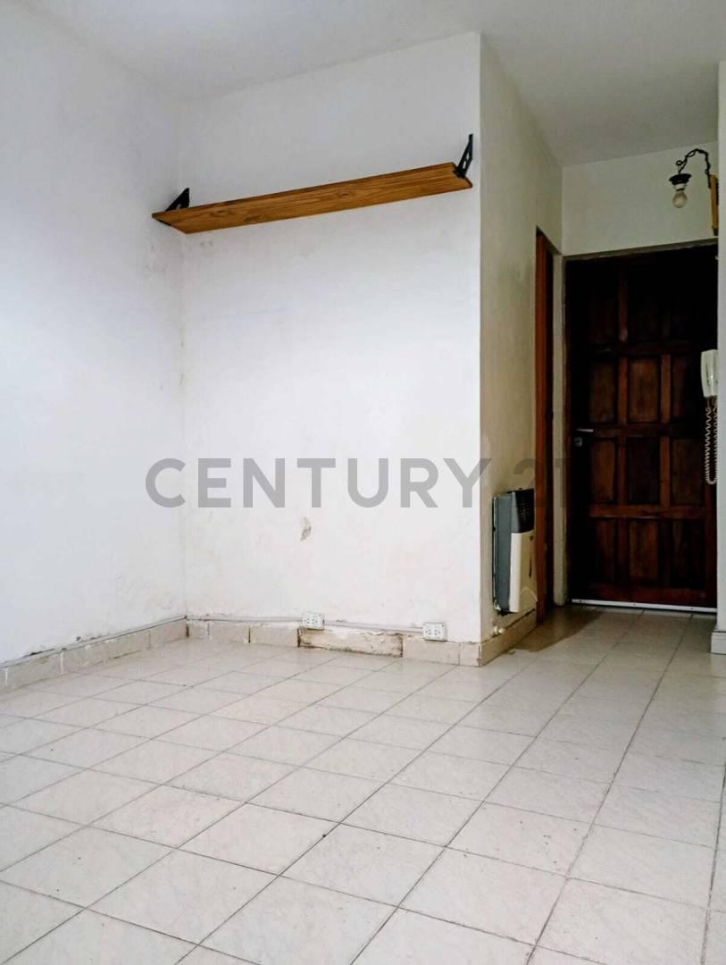 Foto de Venta de PH 3 AMBIENTES CON PATIO en Morón, imagen 3