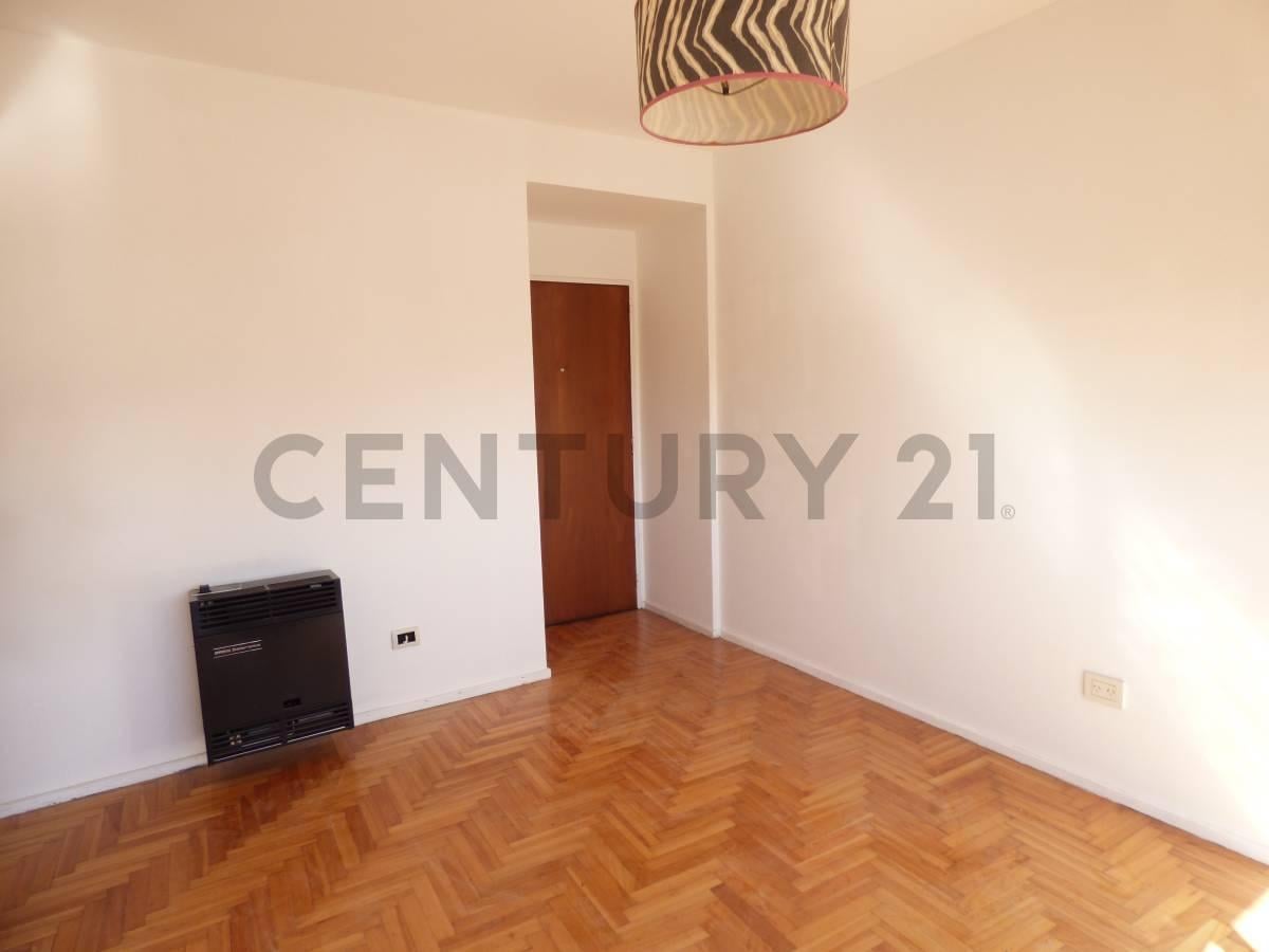 Foto de Venta de departamento de 2 ambientes en piso 7 muy luminoso. Lavadero, imagen 2
