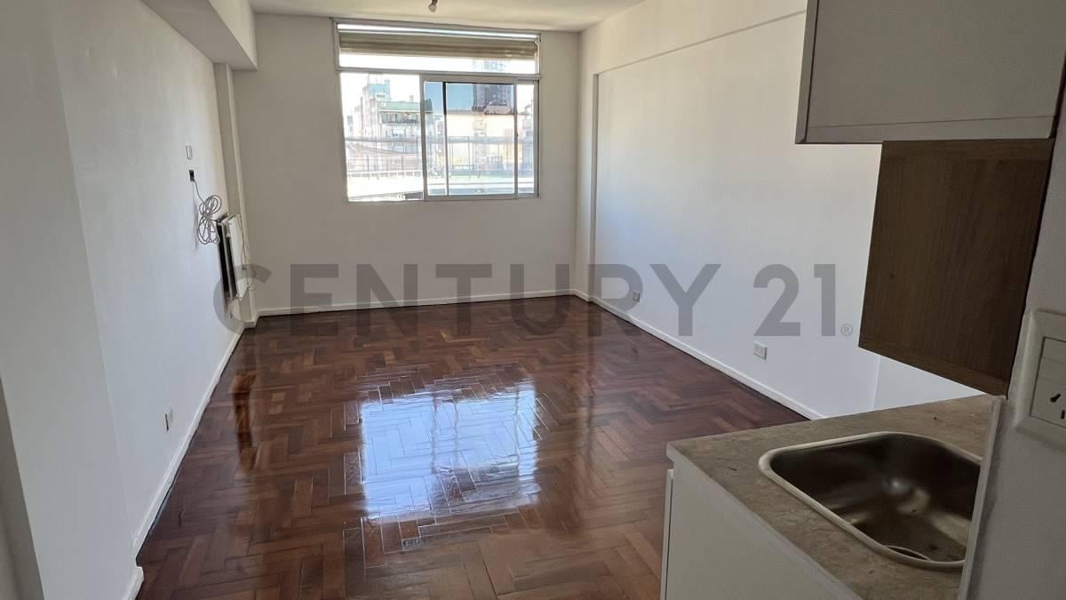Foto de Venta de Monoambiente. Refaccionado. Luminoso, imagen 3