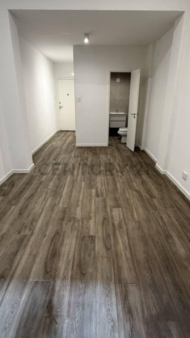 Foto de Venta 1 Ambiente Caballito. Parque Rivadavia. Subte. Reformado, imagen 2