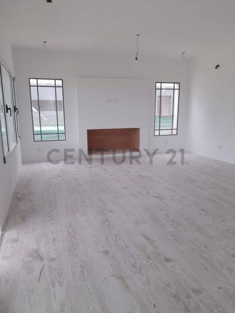 Foto de Venta de Casa de 5 Ambientes en Puertos / Araucarias, Escobar, imagen 5