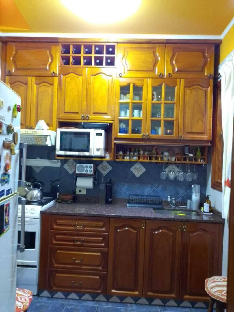 Foto de Casa de 4 ambientes con patio, dos terrazas y quincho., imagen 4
