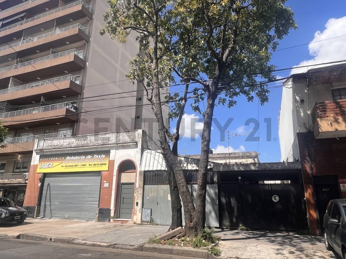 Foto de Venta Lote Apto Desarrollo en Mataderos, imagen 1