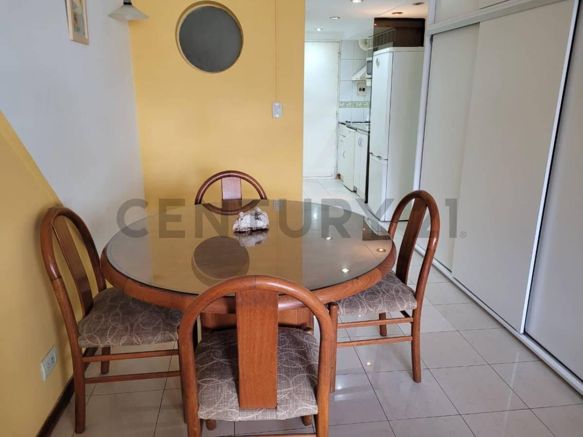 Foto de SE VENDE MONOAMBIENTE EN AVENIDA SANTA FE, PISO ALTO. APTO PROFESIONAL., imagen 5