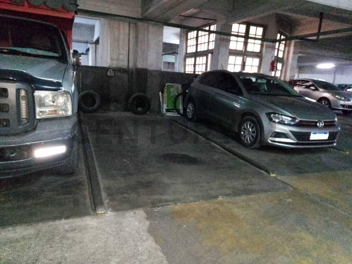 Foto de VENTA COCHERA EN FLORES, imagen 5