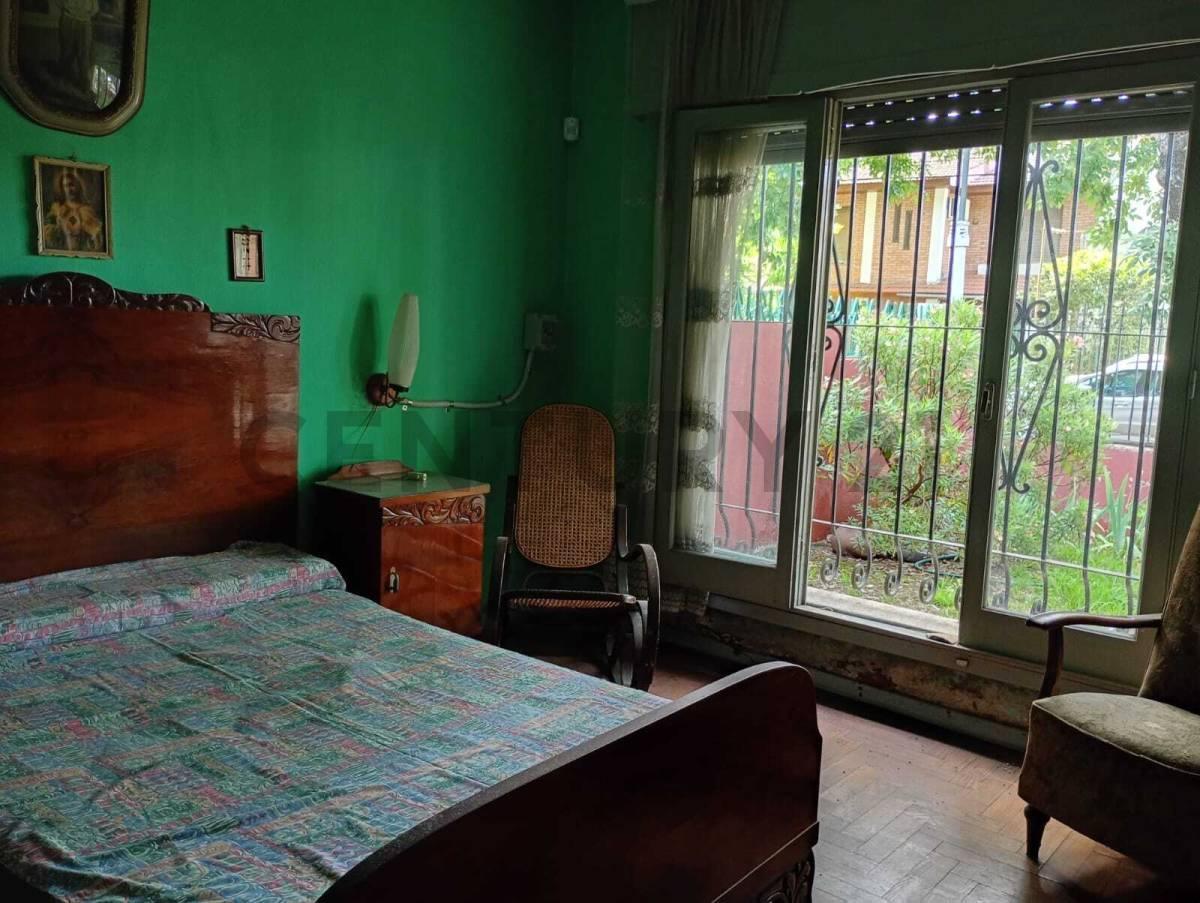 Foto de Casa en venta en Monte Grande con jardín, patio y garage., imagen 3
