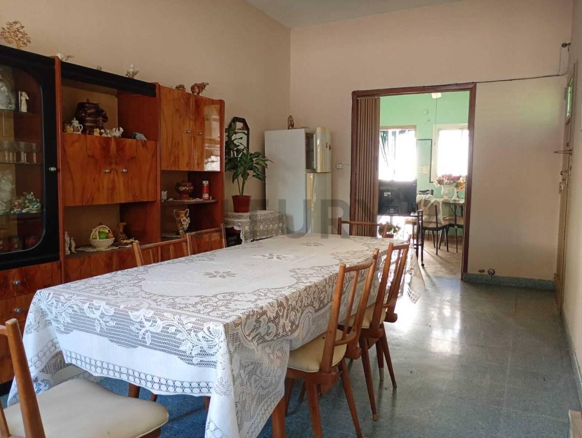 Foto de VENTA CASA CON PATIO, TERRAZA, JARDÍN, LOCAL Y/O GARAGE en Villa, imagen 1