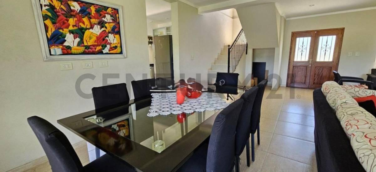 Foto de Hermosa casa de dos plantas en Barrio Privado Haras Santa Maria El, imagen 1
