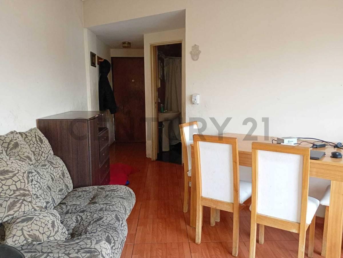 Foto de Departamento de 2 ambientes con balcon en CABA, imagen 1