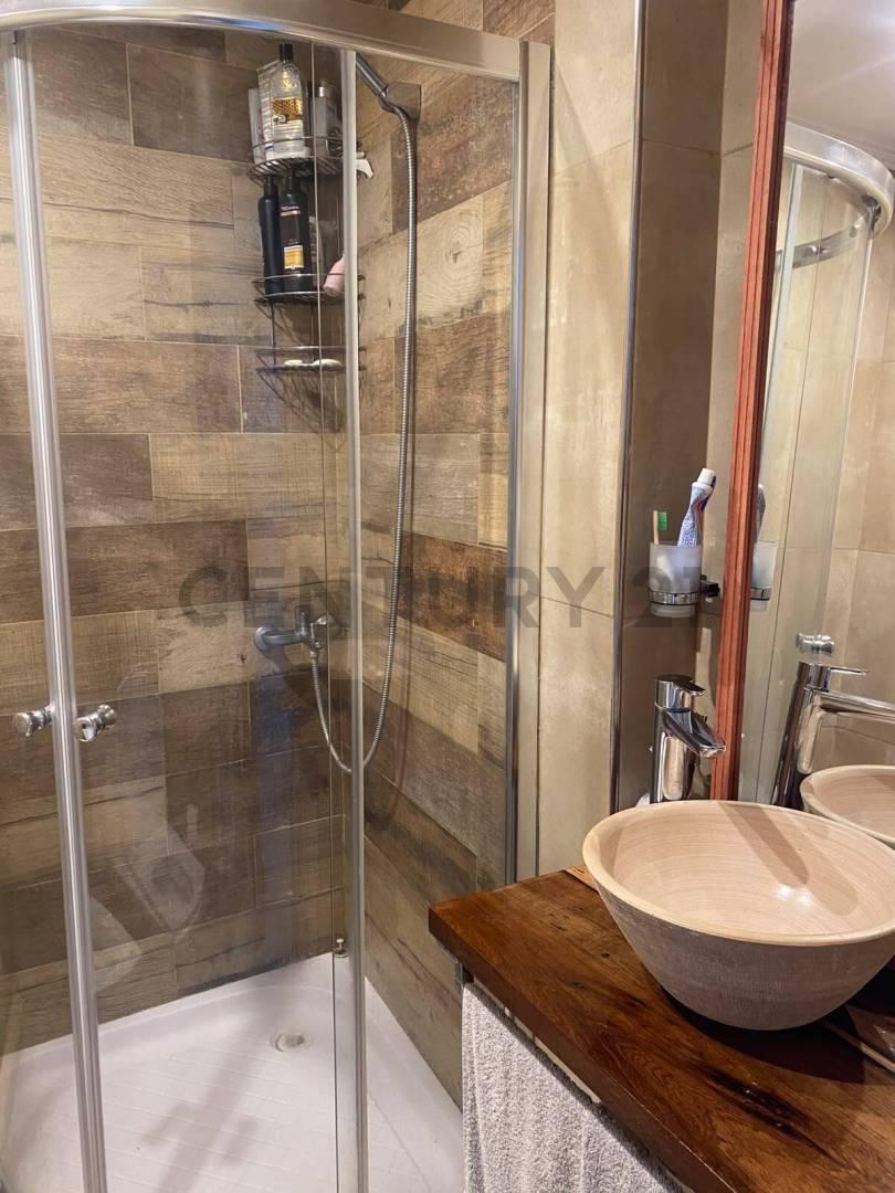 Foto de CASA EN VENTA VILLA LUZURIAGA 4-5 ambientes en LOTE PROPIO, imagen 3