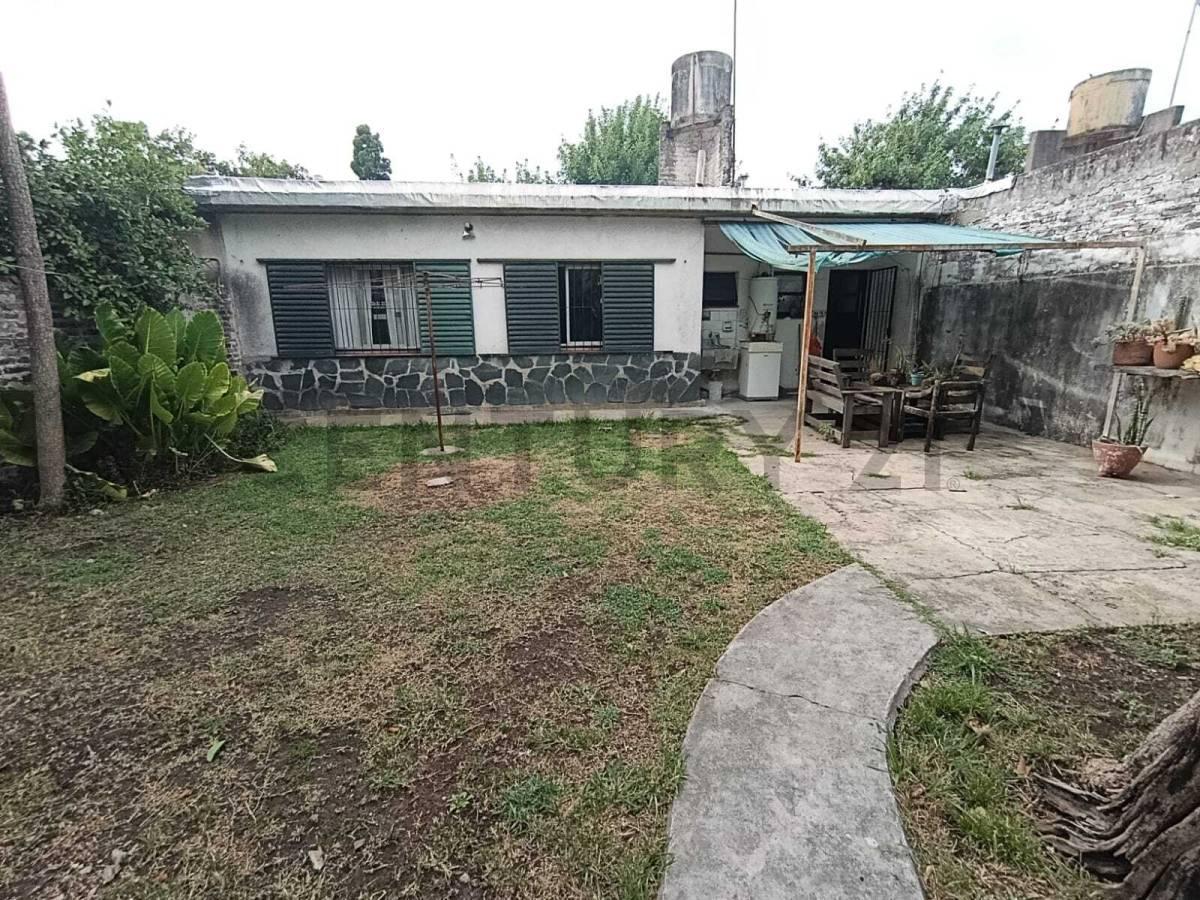 Foto de OPORTUNIDAD CERCANIA A GRAND BOURG! CASA 300M2 -APTA CREDITO- Sobre, imagen 1
