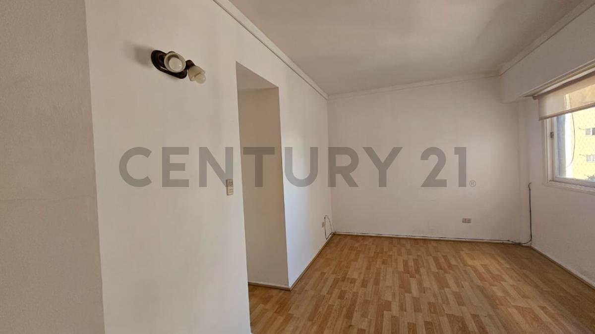 Foto de Departamento de 2 ambientes, muy luminoso y totalmente refaccionado, imagen 3
