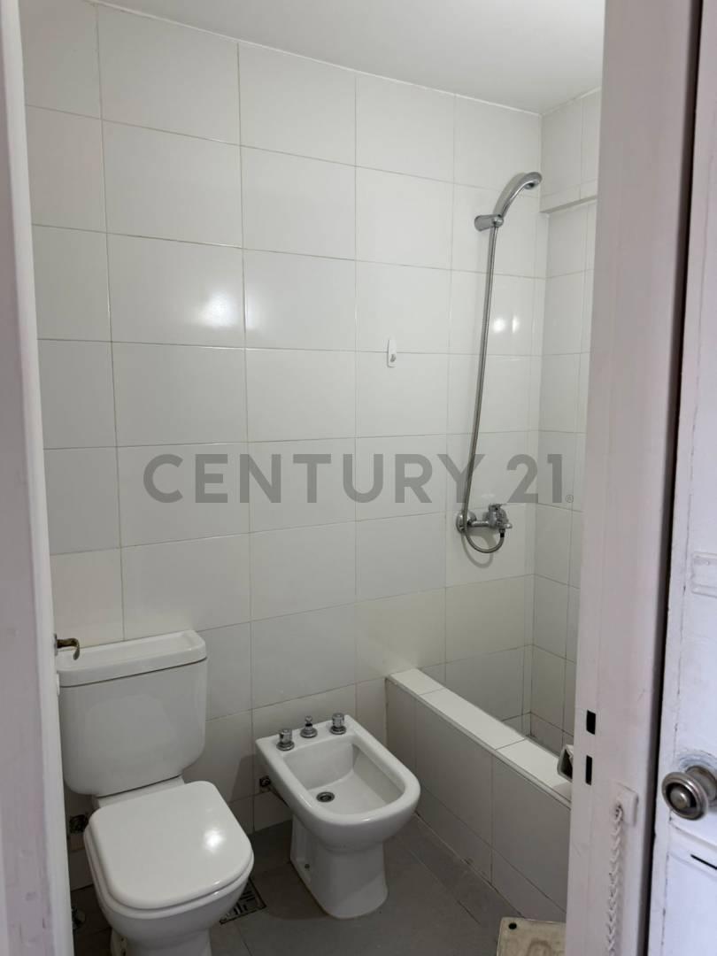 Foto de Venta de Monoambiente. Refaccionado. Luminoso, imagen 5