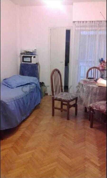 Foto de Venta de monoambiente con balcón frances en flores, ideal inversión., imagen 5