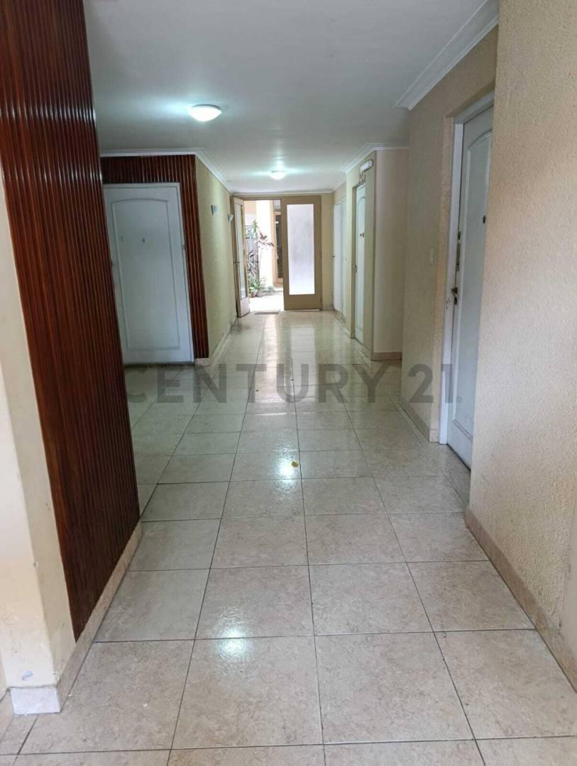 Foto de Venta de monoambiente con balcón frances en flores, ideal inversión., imagen 4