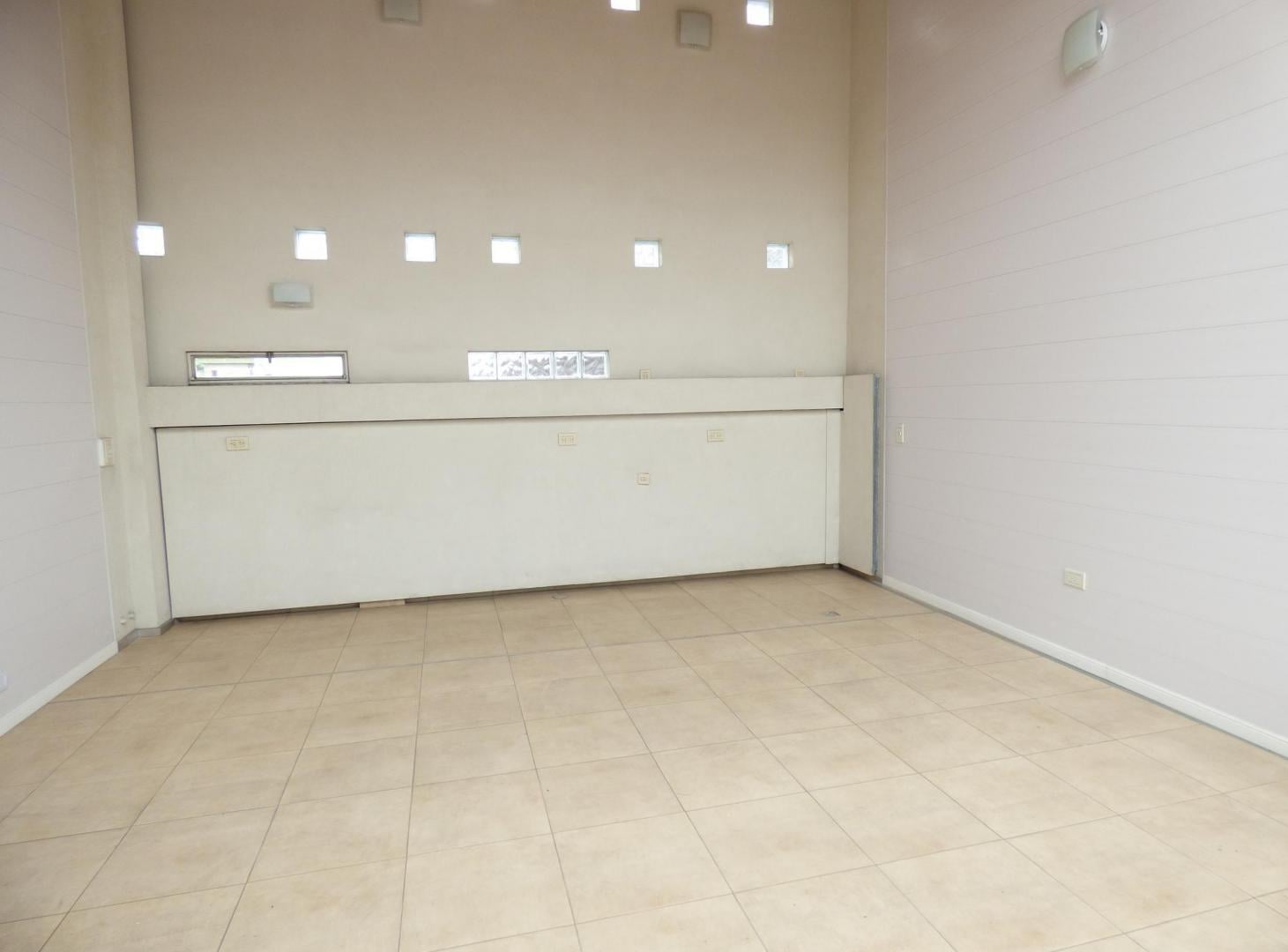 Foto de Oficina 65 metros (Cocina-Baño-Toilette) alquiler en Complejo de, imagen 1