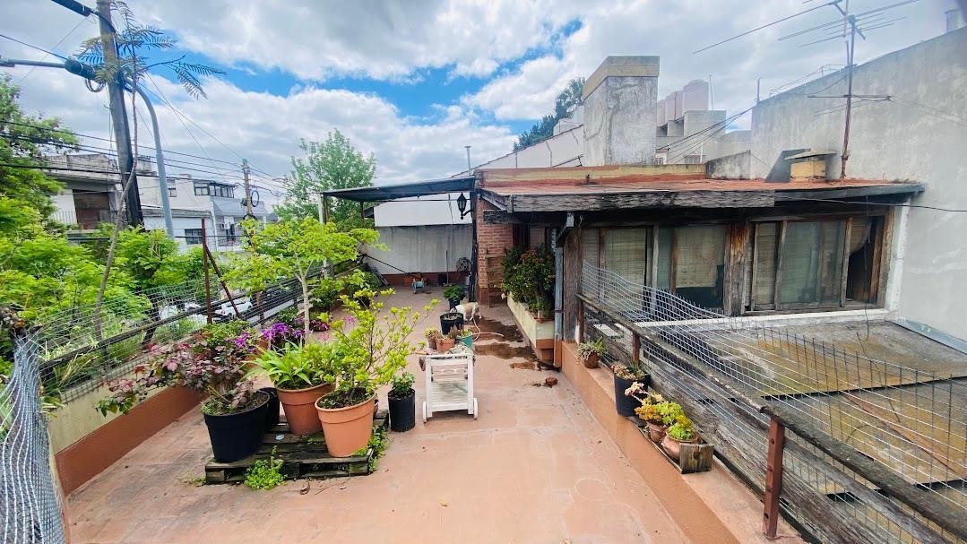 Foto de LOTE PROPIO CASA DE 145m2 4 AMB CON TERRAZA, COCHERA., imagen 1
