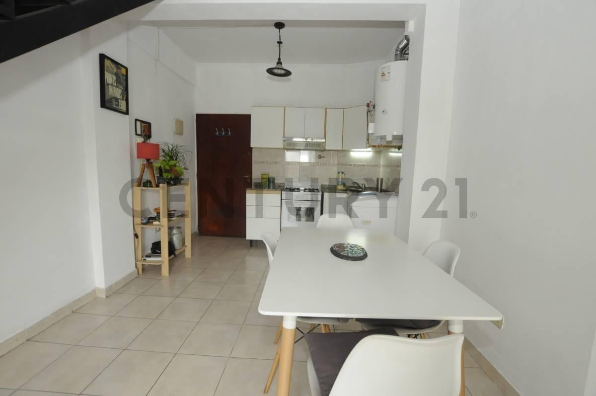 Foto de VENTA - DEPARTAMENTO 2 AMBIENTES CON BALCÓN - FLORESTA, imagen 4
