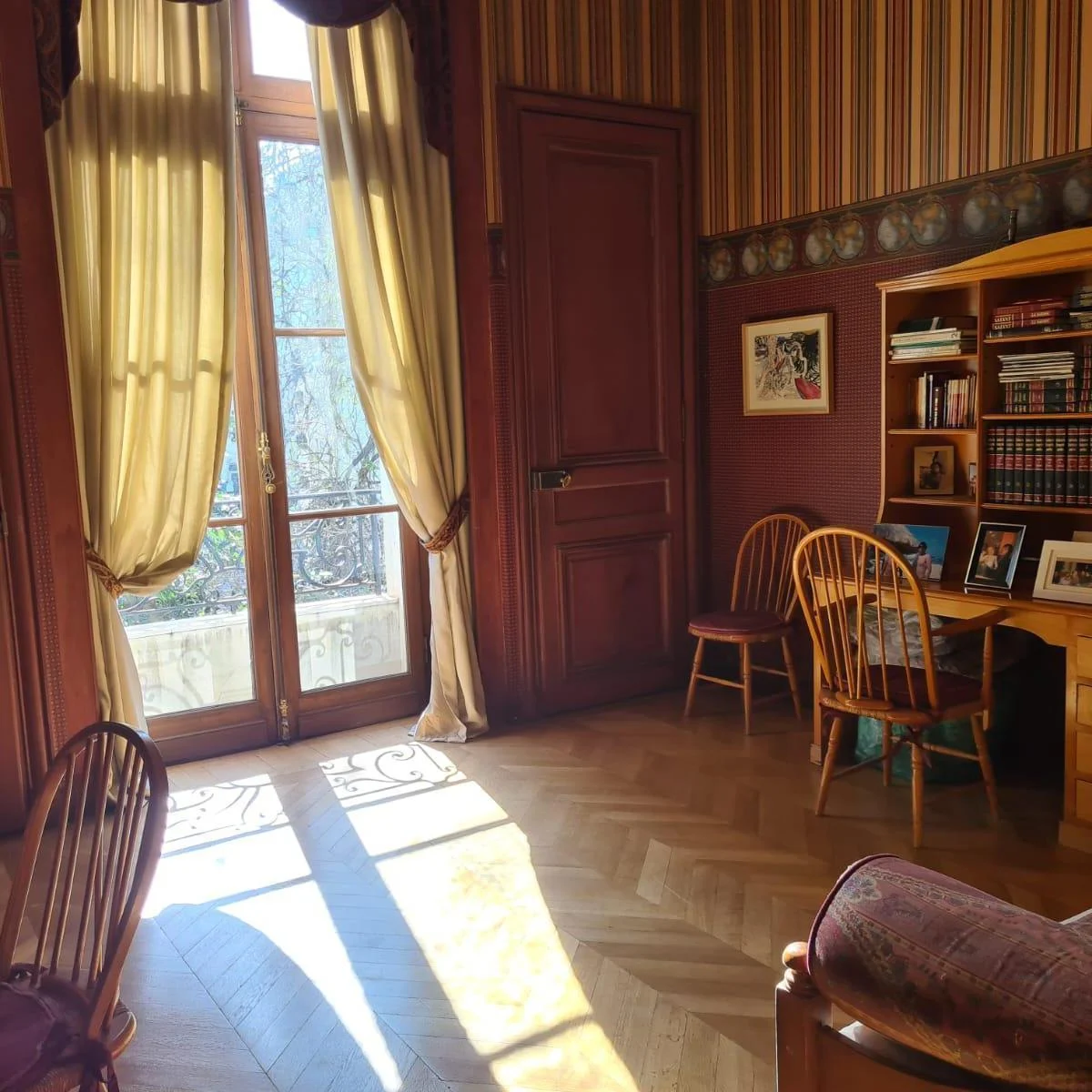 Excelente Departamento Francés de 530 m² en Venta 2