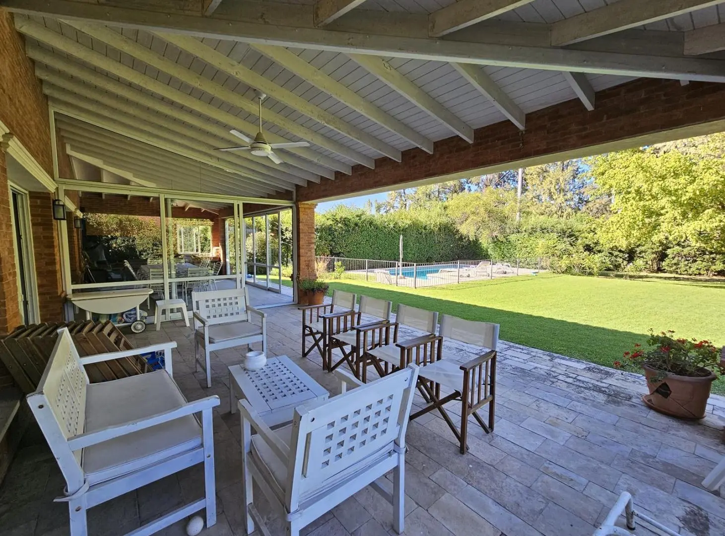 Casa en Venta en Martindale CC 6 Ambientes 4