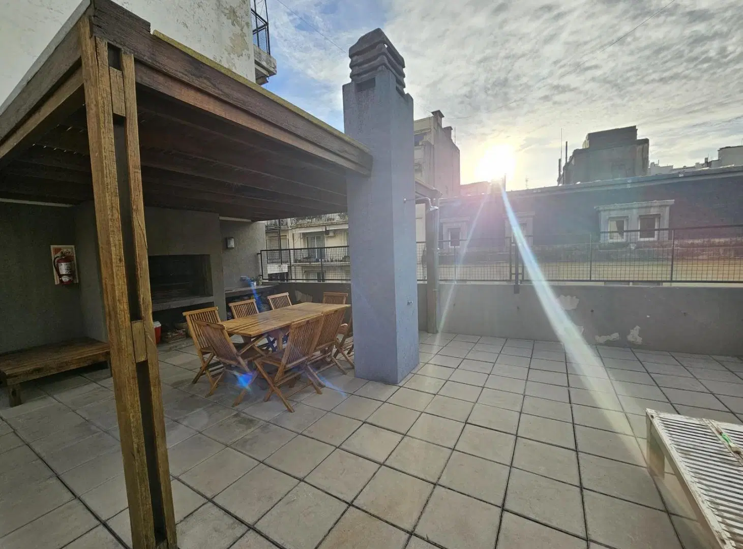 Departamento en Alquiler Montevideo y Alvear 1
