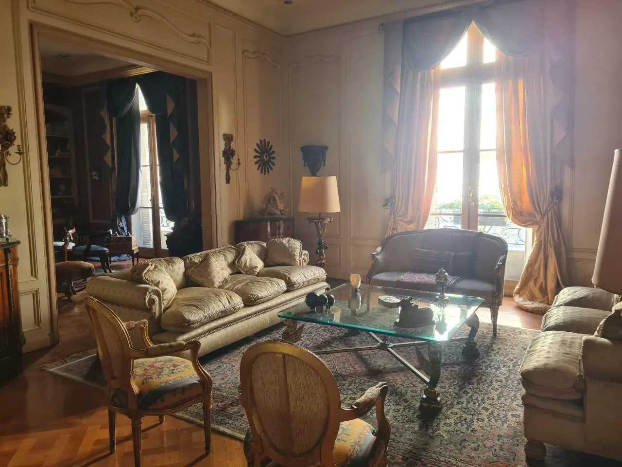 Excelente Departamento Francés en Venta en Retiro 4
