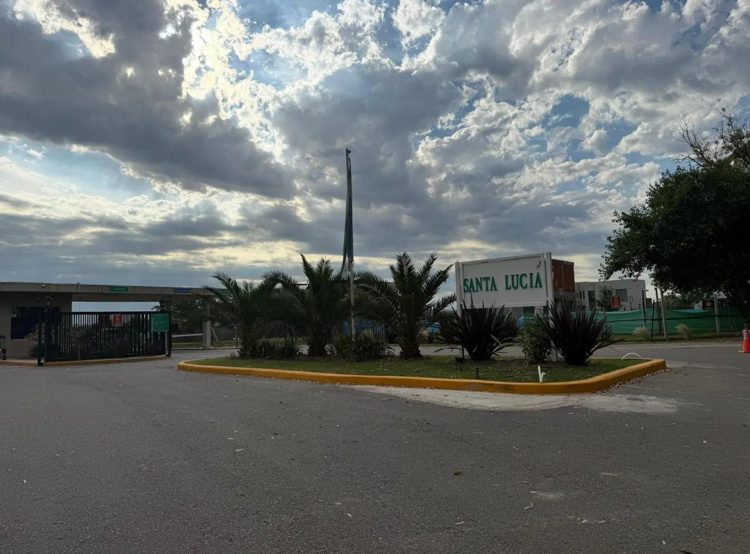 Terreno en Santa Lucia 8