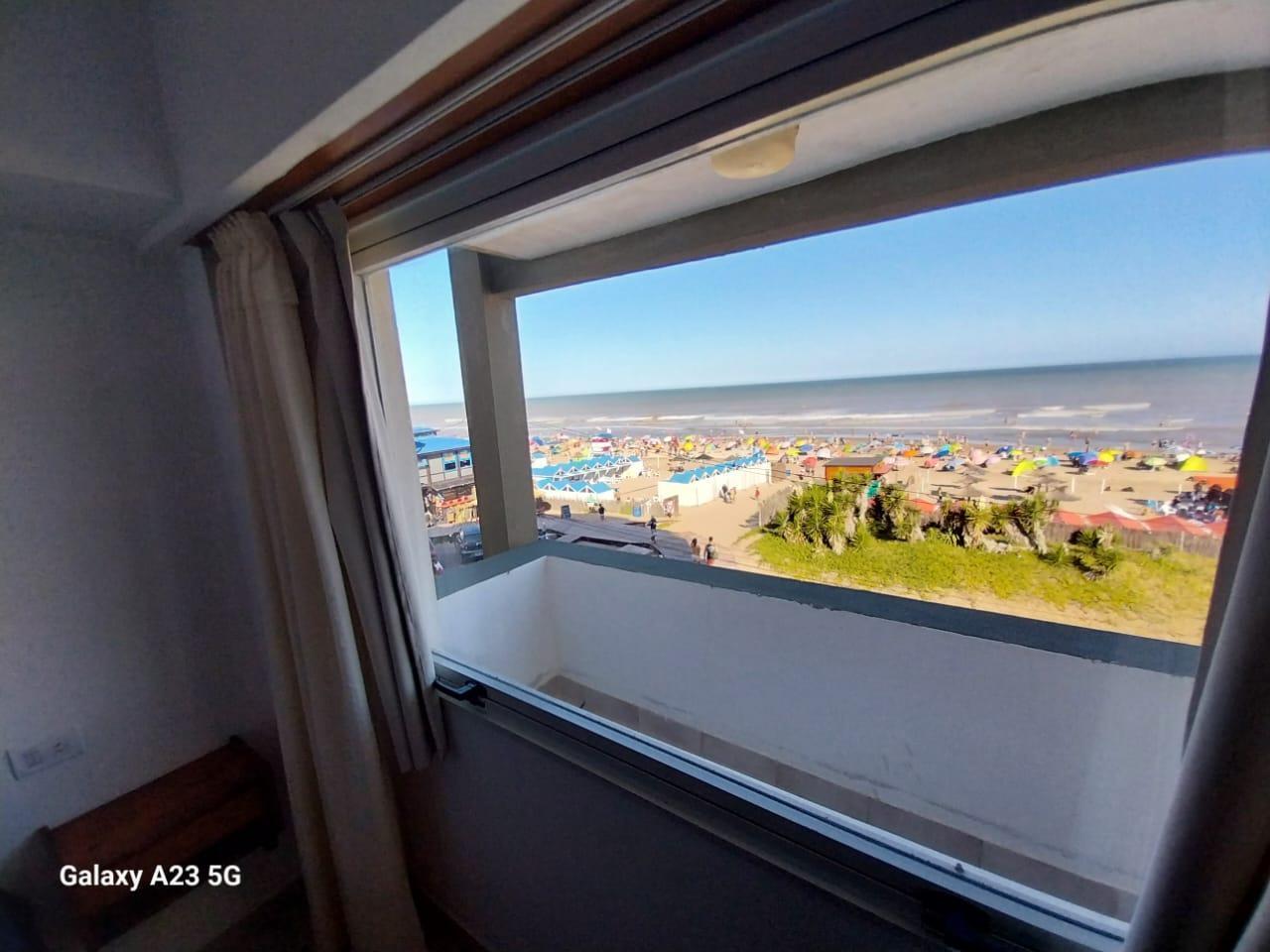 Departamento en alquiler temporario, frente al mar, zona centro, Villa Gesell