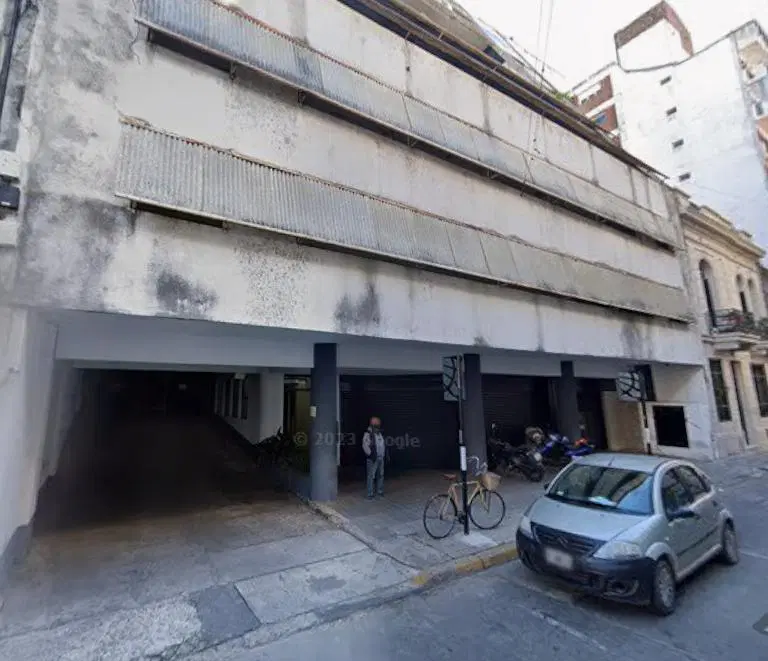 Cochera en Microcentro. 4