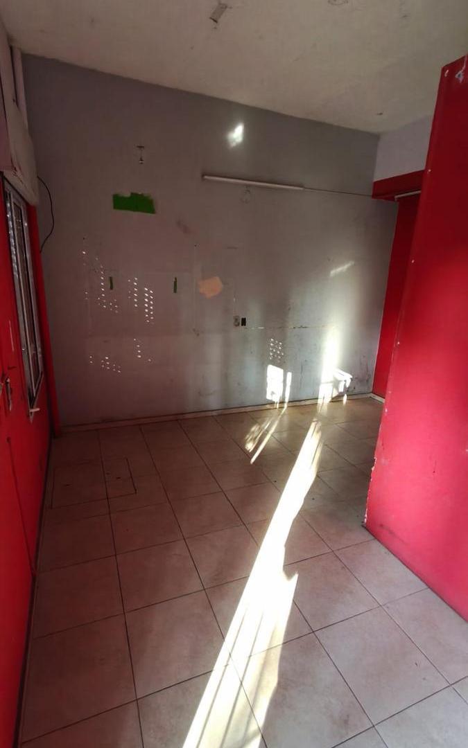 Foto de Local comercial en B° Azcuenaga., imagen 4