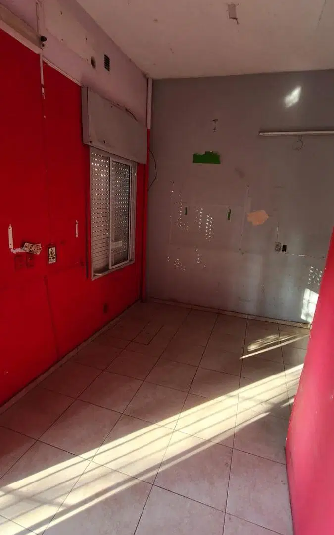 Local comercial en B° Azcuenaga. 5