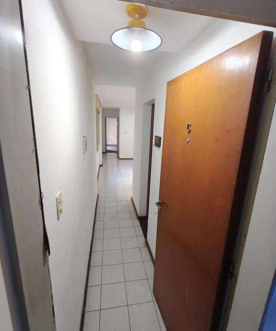 Departamento de 1 dormitorio en B° Abasto. 2
